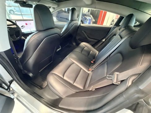 Used 2018 Tesla Model 3 Performance AWD/4WD image 18