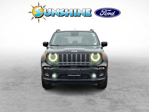 Used 2019 Jeep Renegade Latitude w/ UConnect 8.4 Nav Group image 2