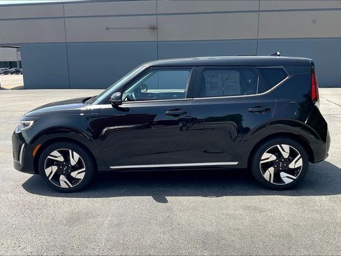 Used 2024 Kia Soul GT-Line w/ Option Group 020 FWD image 33