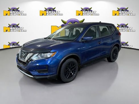 Used 2019 Nissan Rogue S image 1