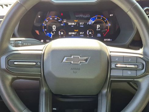 Used 2024 Chevrolet Colorado Trail Boss w/ LPO, Dark Essentials Package AWD/4WD image 15