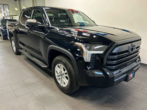 Used 2023 Toyota Tundra SR5 w/ SR5 Premium Package AWD/4WD image 2