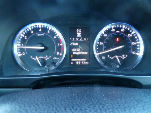 Used 2015 Toyota Highlander XLE image 12