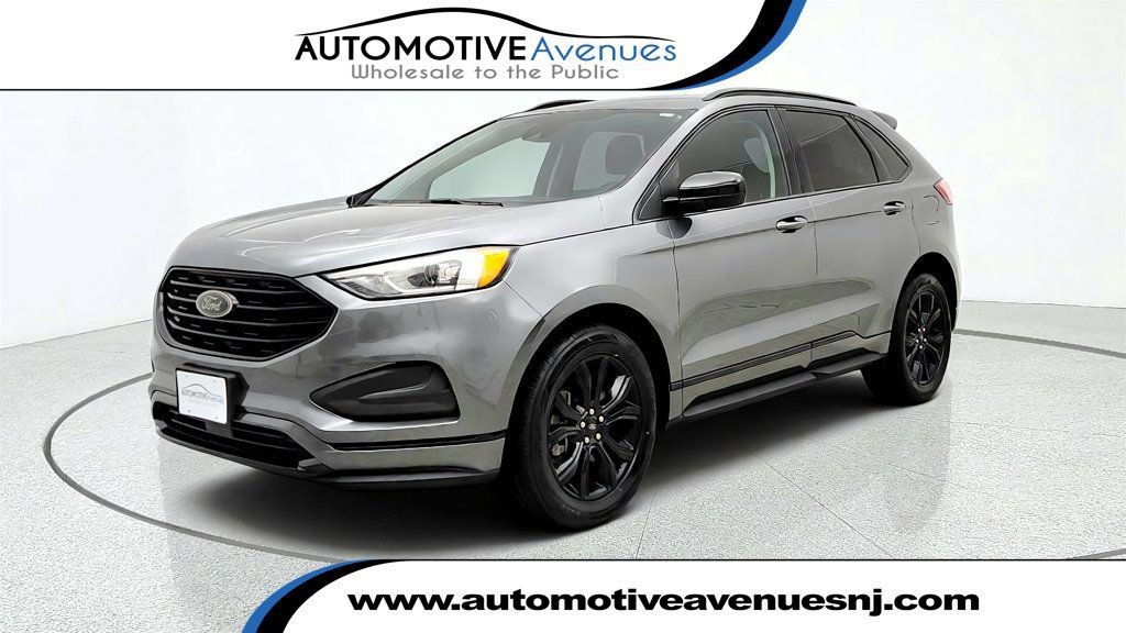 Used 2022 Ford Edge SE w/ Black Appearance Package AWD/4WD image 1