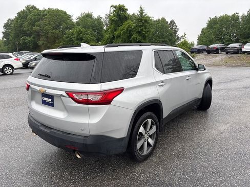 Used 2019 Chevrolet Traverse LT w/ LT Premium Package AWD/4WD image 4