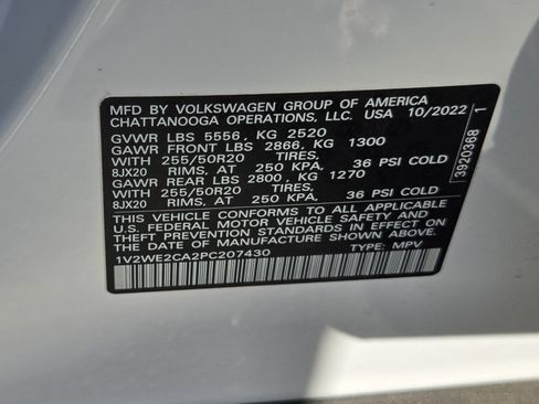 Used 2023 Volkswagen Atlas Cross Sport SE image 30