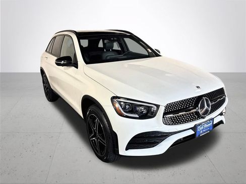 Used 2022 Mercedes-Benz GLC 300 4MATIC image 4