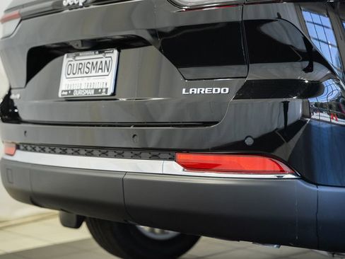 New 2026 Jeep Grand Cherokee Laredo AWD/4WD image 9