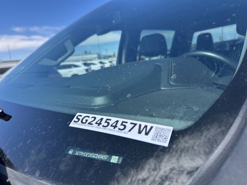 Used 2025 GMC Sierra 1500 SLT image 15