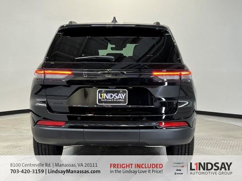 New 2025 Jeep Grand Cherokee Altitude image 5