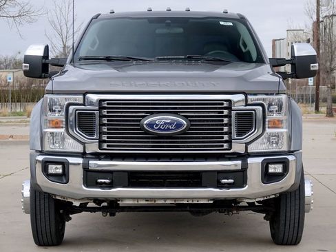 Used 2022 Ford F450 XLT w/ XLT Premium Package image 4