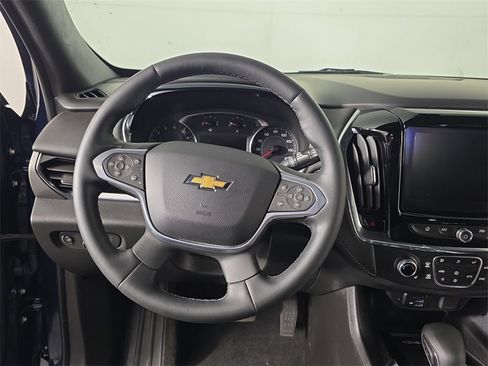 Used 2023 Chevrolet Traverse LT w/ LT Premium Package image 10