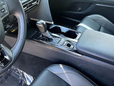 Used 2025 Toyota Camry SE FWD image 14