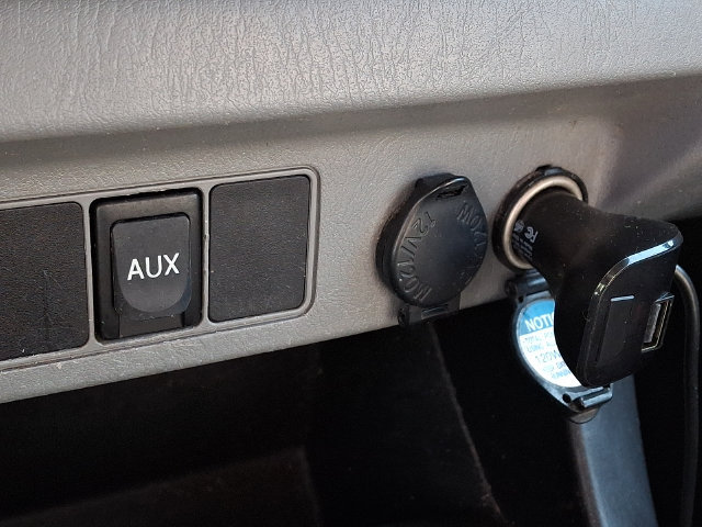 Used 2012 Toyota Tacoma 4x4 Access Cab image 21