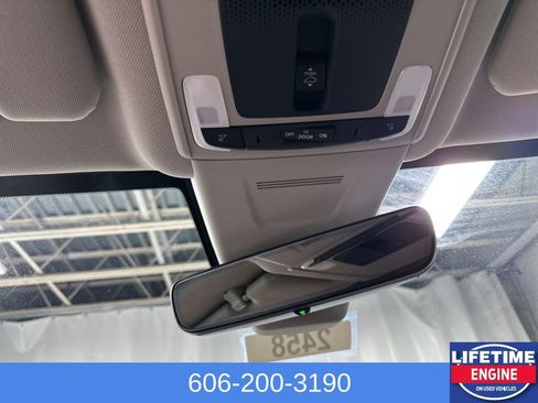 Used 2024 Honda CR-V EX-L image 24