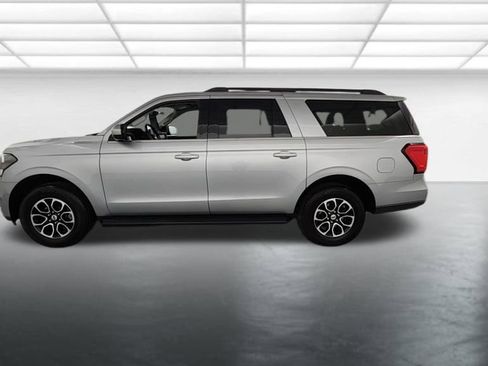 Used 2024 Ford Expedition Max XLT AWD/4WD image 4