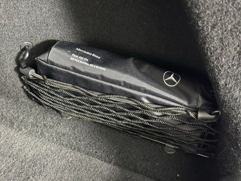 Used 2020 Mercedes-Benz GLA 250 w/ Premium Package image 27