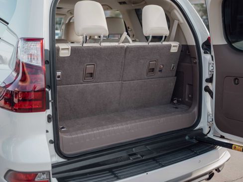 Used 2019 Lexus GX 460 Premium AWD/4WD image 13