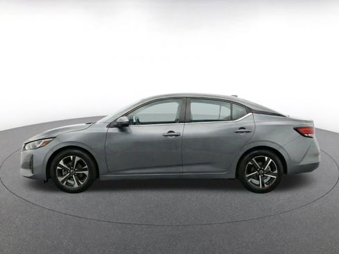 Used 2025 Nissan Sentra SV FWD image 4