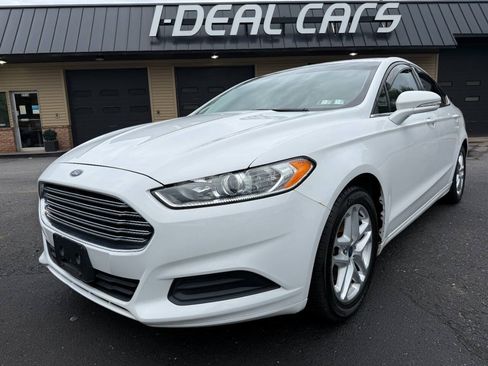 Used 2013 Ford Fusion SE FWD image 1