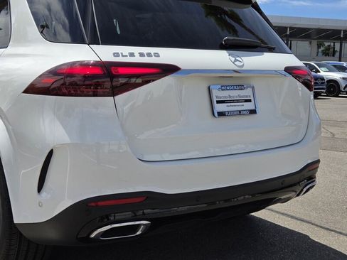 Used 2025 Mercedes-Benz GLE 350 4MATIC image 4