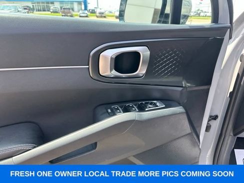 Used 2025 Kia Sorento S w/ Panoramic Sunroof Package FWD image 36