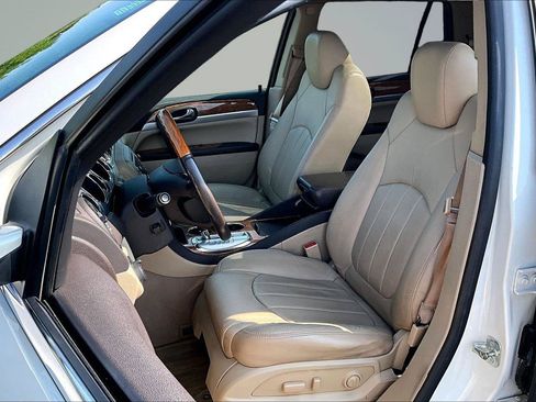 Used 2011 Buick Enclave CXL w/ LPO, Cargo Convenience Pkg AWD/4WD image 26