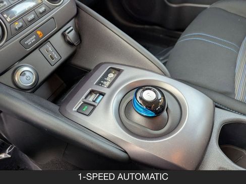 Used 2023 Nissan Leaf S image 16