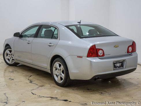 Used 2009 Chevrolet Malibu LS image 10