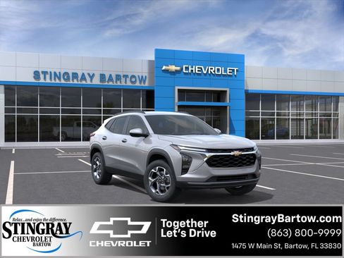 New 2026 Chevrolet Trax LT w/ Driver Confidence Package FWD image 1