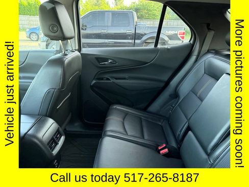Used 2022 Chevrolet Equinox Premier w/ LPO, Floor Liner Package FWD image 4