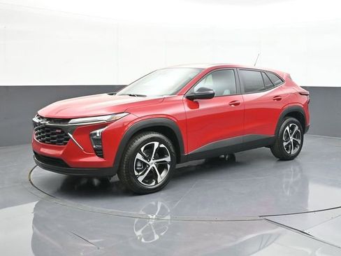 New 2026 Chevrolet Trax RS w/ Driver Confidence Package FWD image 6