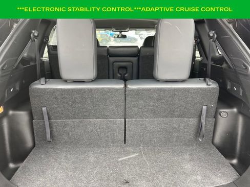 Used 2024 Mitsubishi Outlander SE Black Edition image 12