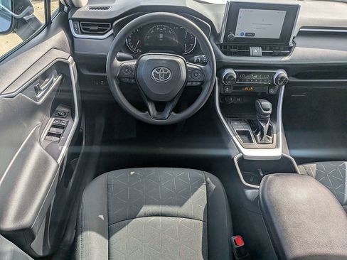 Used 2024 Toyota RAV4 XLE FWD image 16