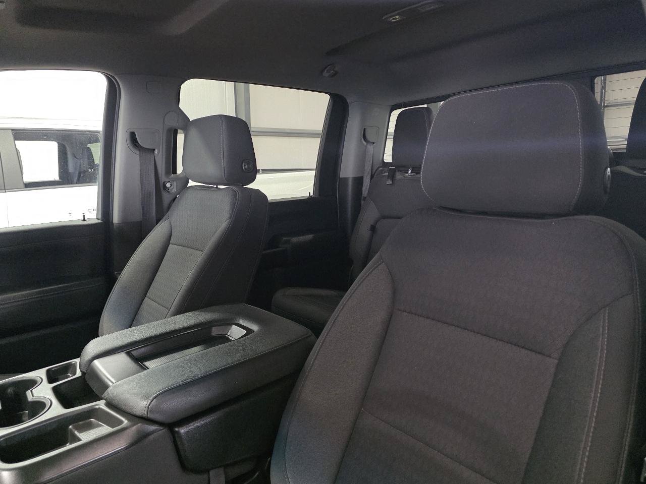 Used 2022 Chevrolet Silverado 3500 LT w/ Convenience Package AWD/4WD image 11