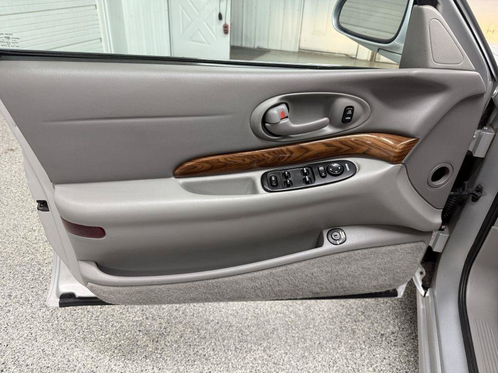 Used 2003 Buick Le Sabre Custom FWD image 17