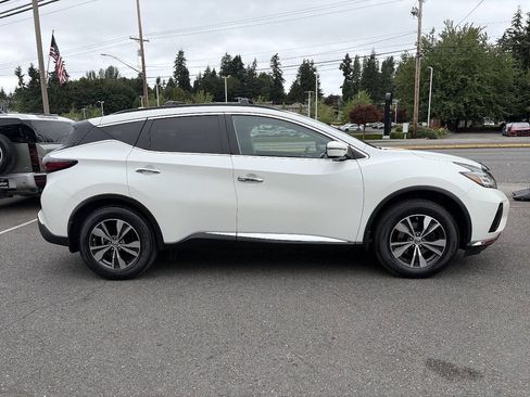 Used 2019 Nissan Murano SV AWD/4WD image 13