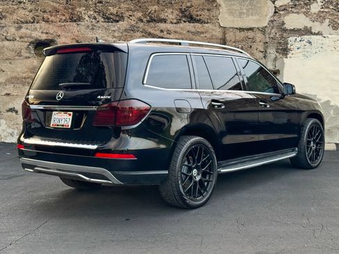 Used 2014 Mercedes-Benz GL 450 4MATIC image 4