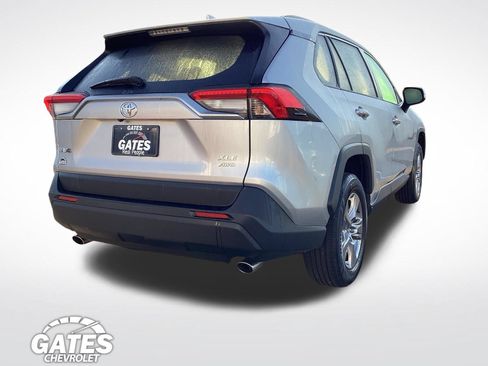 Used 2024 Toyota RAV4 XLE w/ Weather Package AWD/4WD image 9