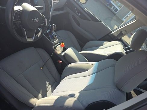 Used 2022 Subaru Legacy Premium image 4