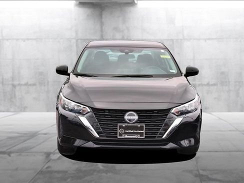 Certified 2025 Nissan Sentra SV FWD image 4