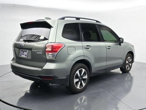 Used 2017 Subaru Forester 2.5i Premium w/ Protection Package #1 AWD/4WD image 7