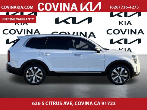 Certified 2022 Kia Telluride S image 9