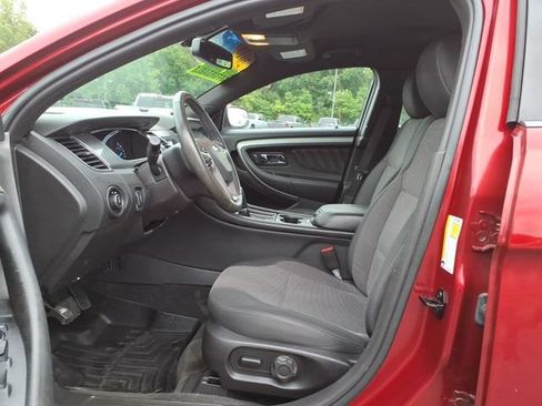 Used 2018 Ford Taurus SEL FWD image 13