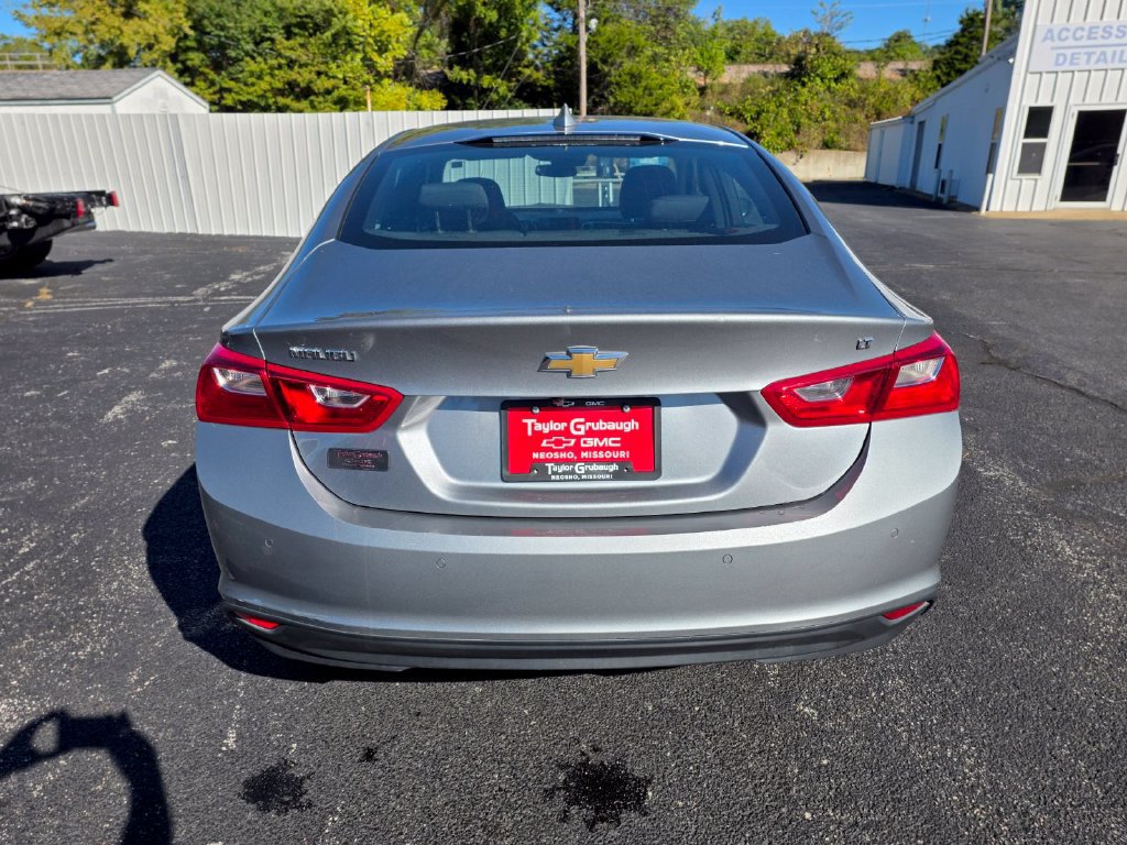 Used 2025 Chevrolet Malibu LT FWD image 7