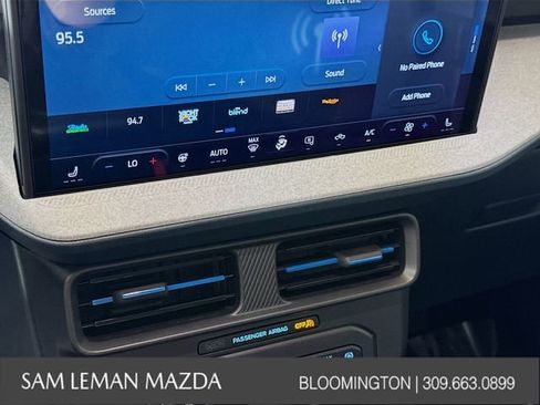 Used 2025 Ford Maverick XLT w/ XLT Luxury Package AWD/4WD image 15