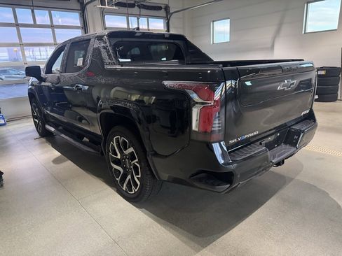 Used 2024 Chevrolet Silverado EV RST image 4