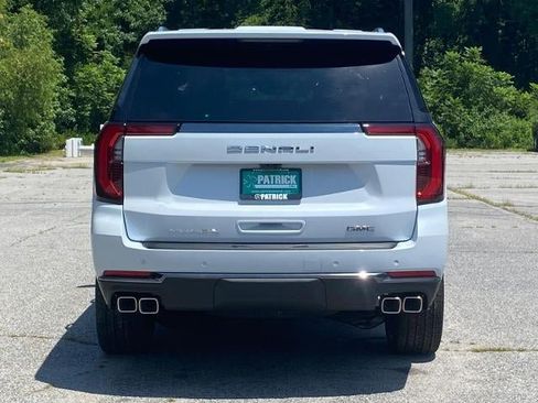 New 2026 GMC Yukon Denali Ultimate w/ LPO, Illumination Package AWD/4WD image 4