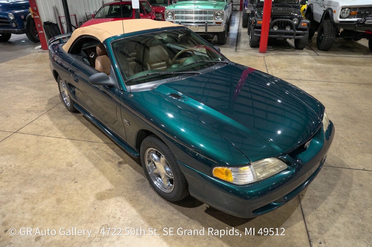 Used 1994 Ford Mustang GT RWD image 28
