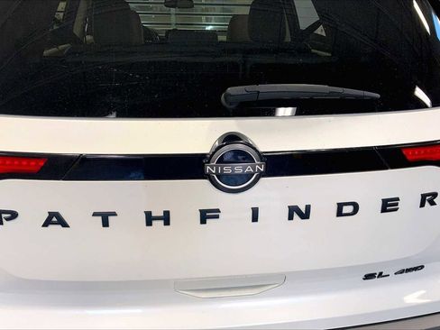 Used 2022 Nissan Pathfinder SL w/ SL Black Package image 62